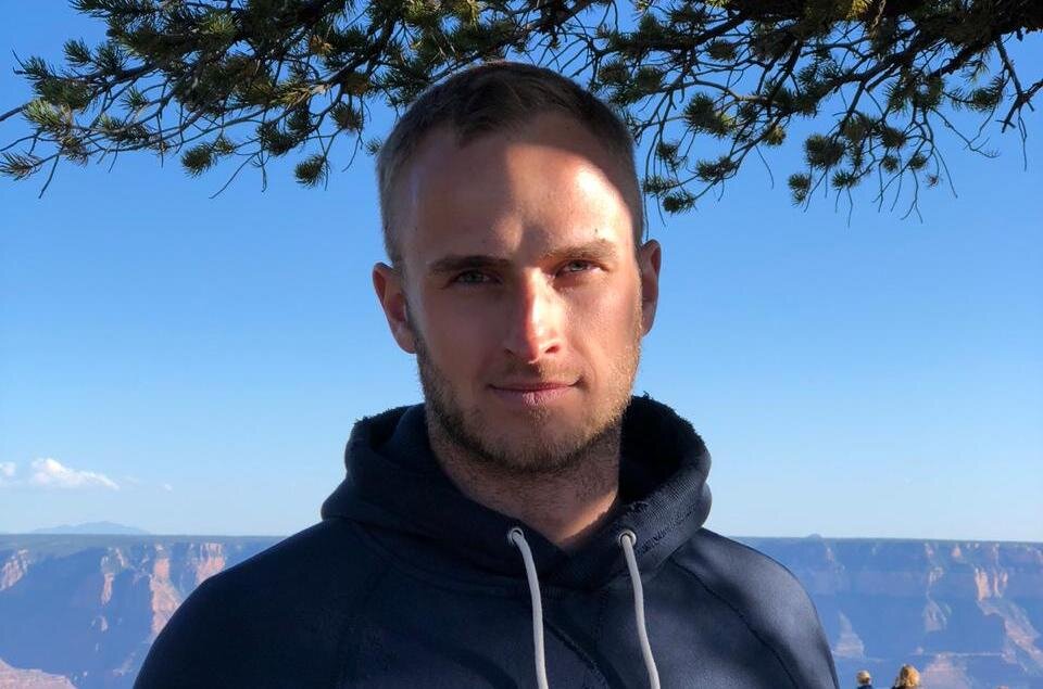 10 вопросов Павлу Грибкову, владельцу борд-шопа, который катается на всём, что катится на воде и на снегу