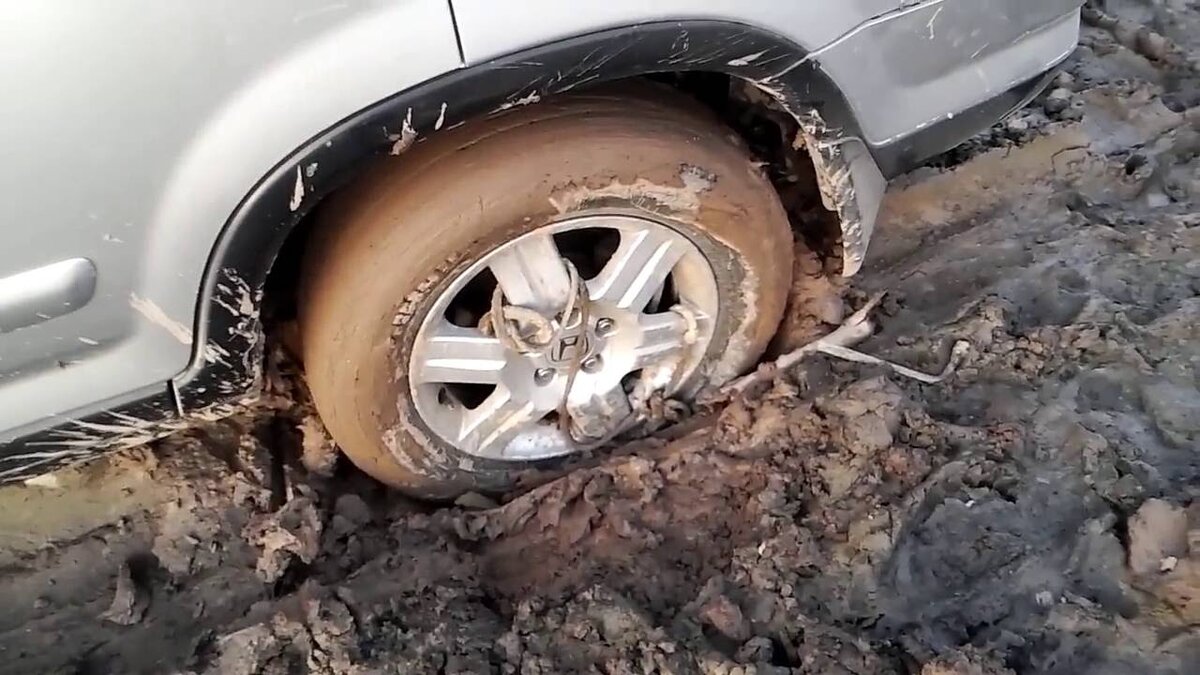 Буксующий автомобиль