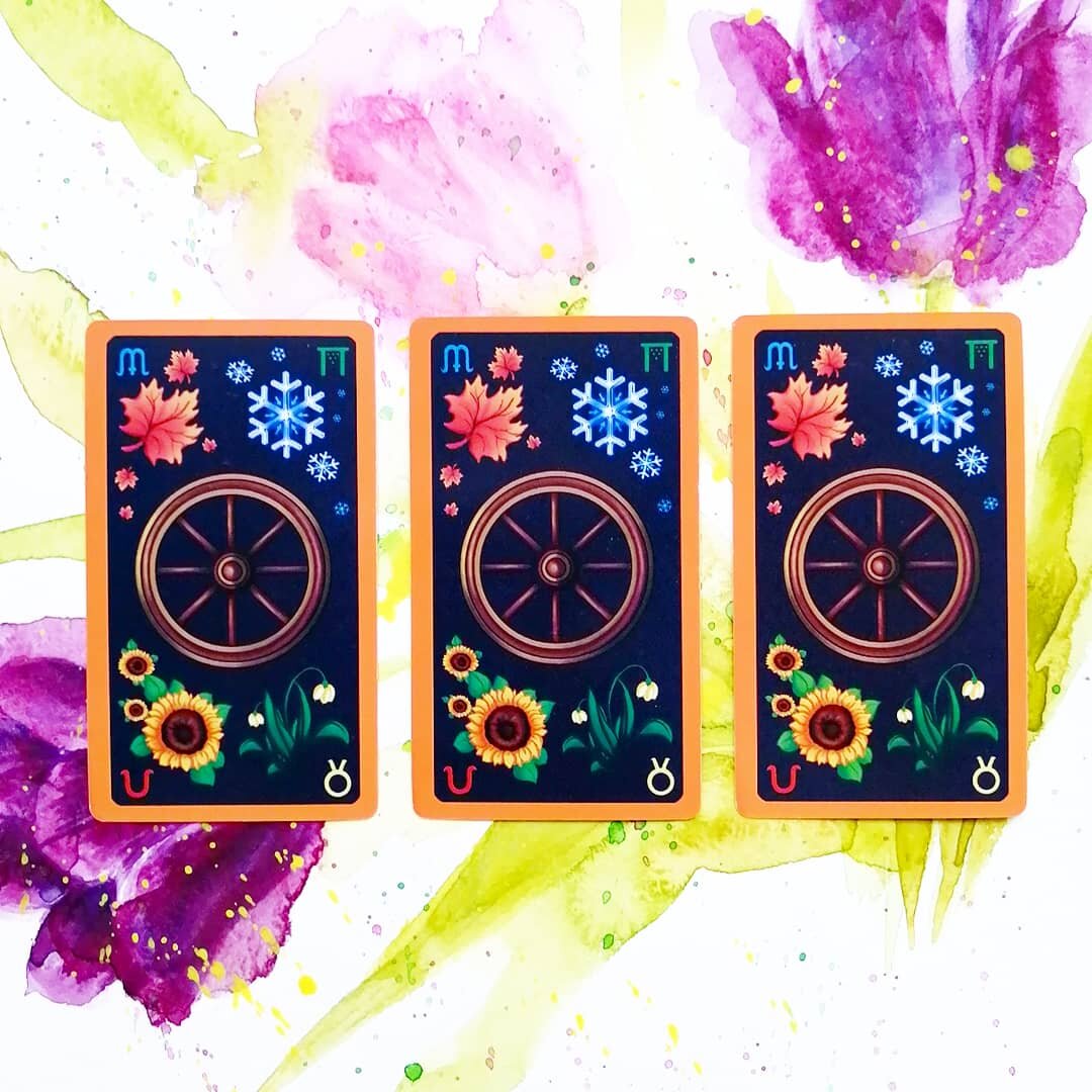 три варианта карт (нумерация слева направо). Личное фото автора.