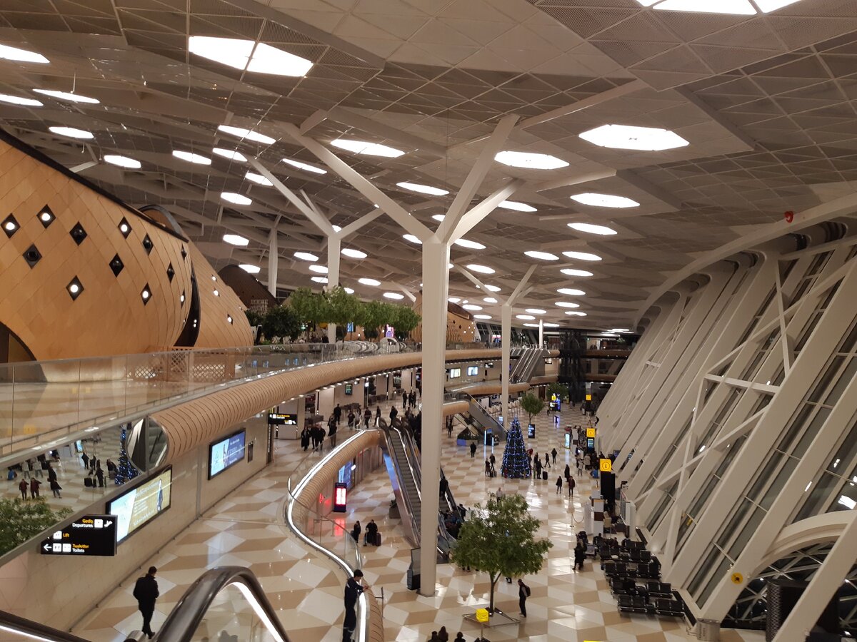 Легкость и воздушность аэропорта Баку