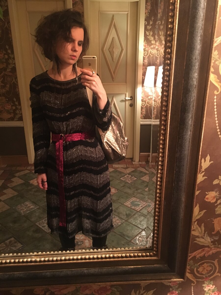 Фото из личного архива. Бархатный пояс, кстати, тоже находка из стокового магазина