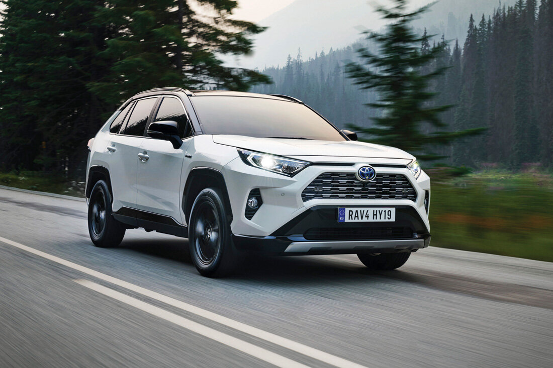 Рав 4 2019 год выпуска. Рав4 в новом кузове. Toyota rav4 Hybrid 2020. Toyota rav4 2023. Равчик в новом кузове.