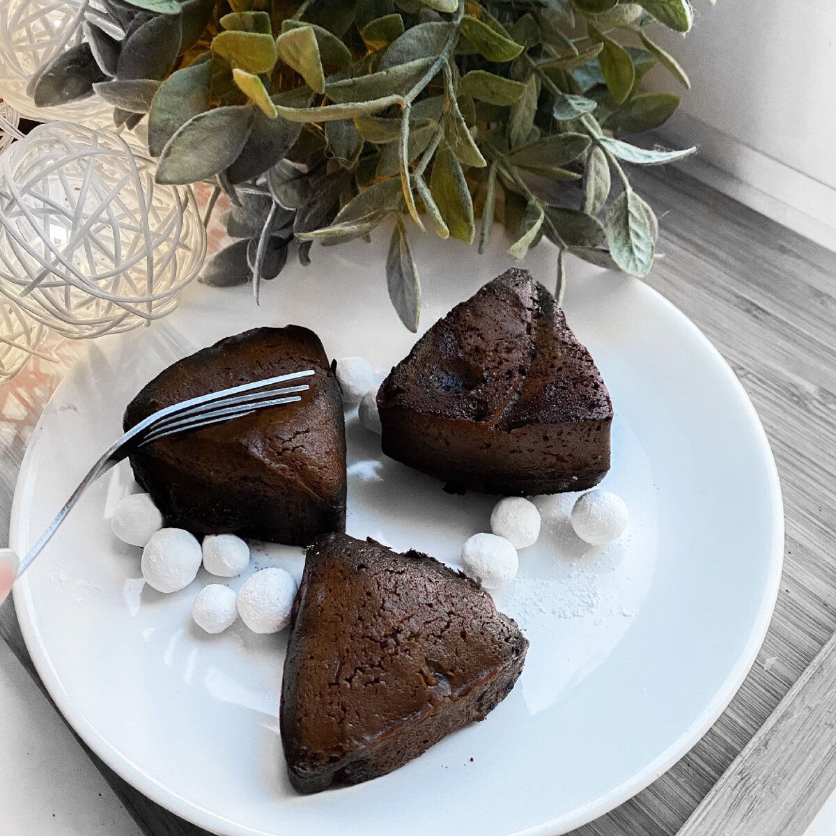 А внутри вытекает шоколад 🍫😍