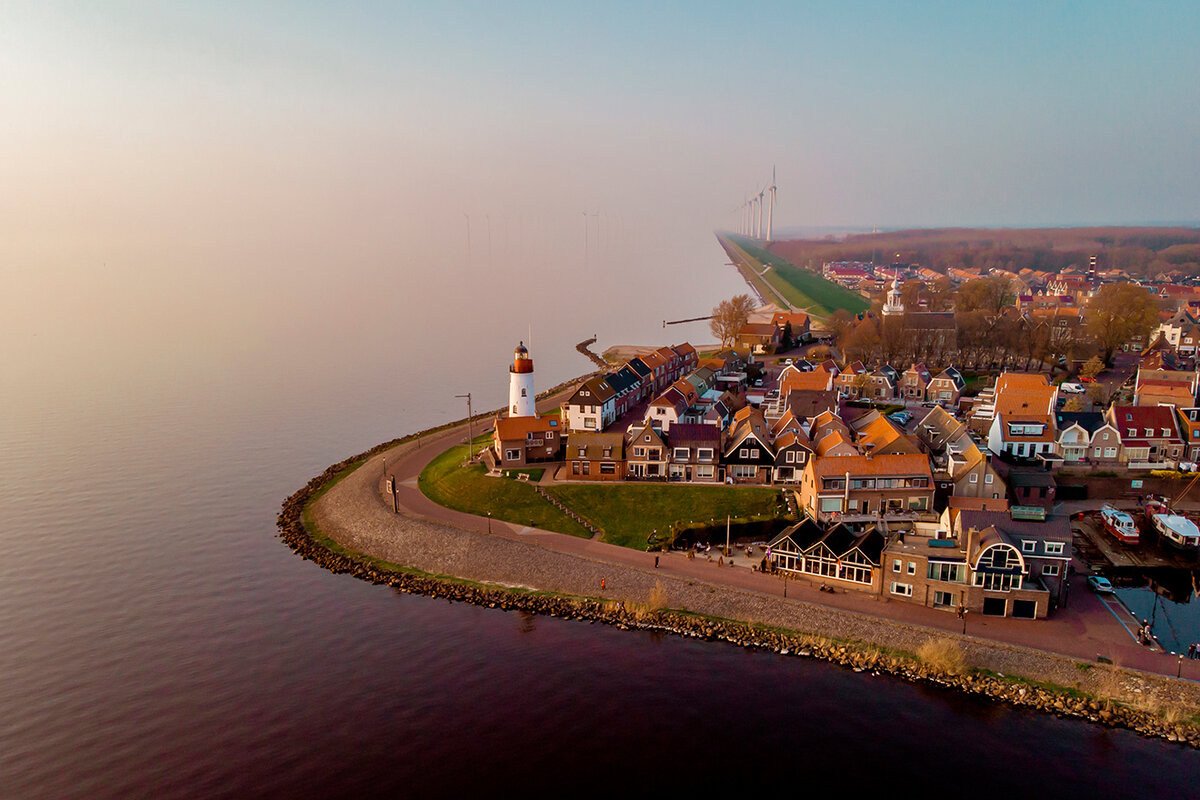 Вид на Флеволанд