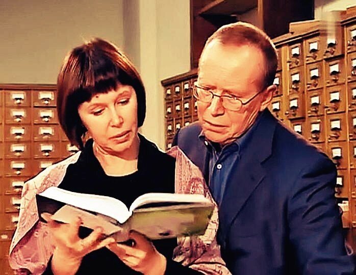 Евгения Симонова и Юрий Вяземский - родные сестра и брат.