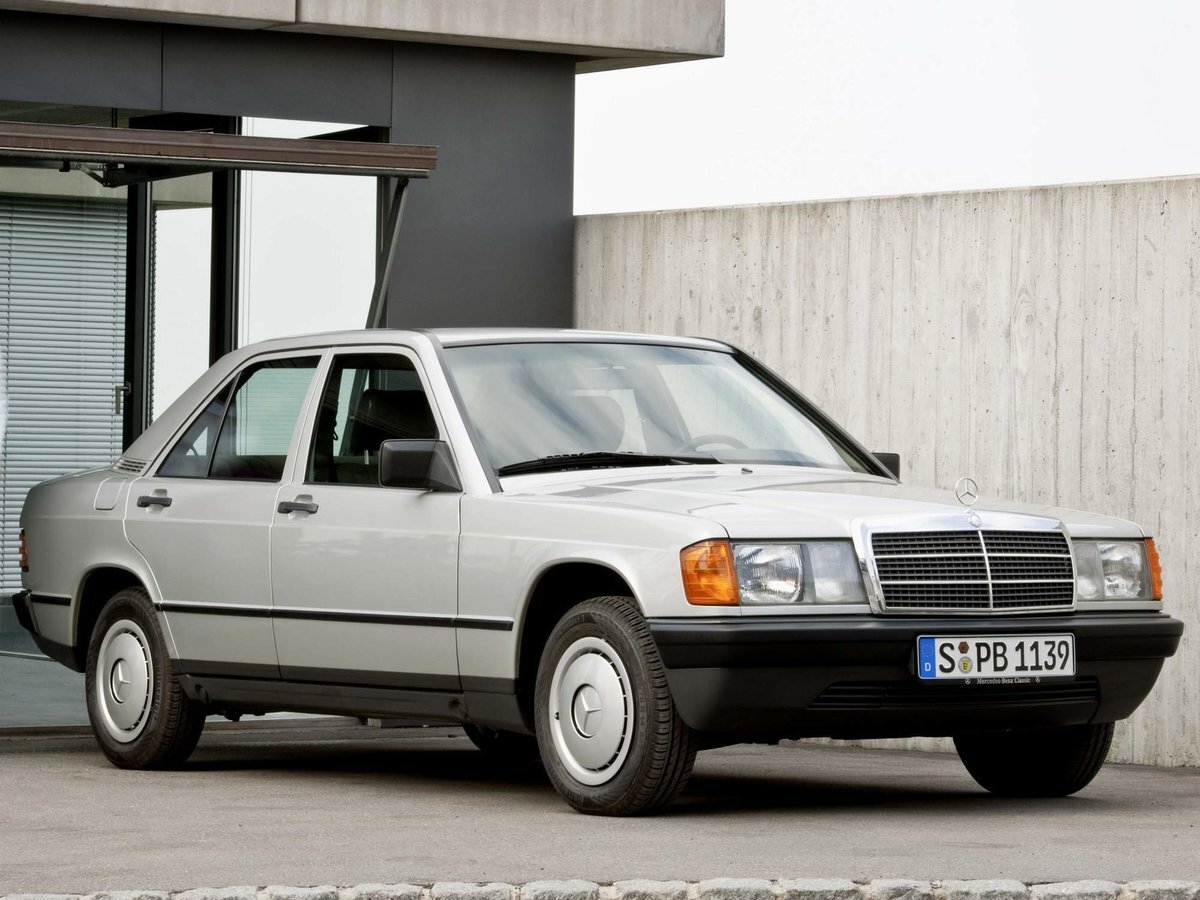 Mercedes-Benz W201(1982-1993).