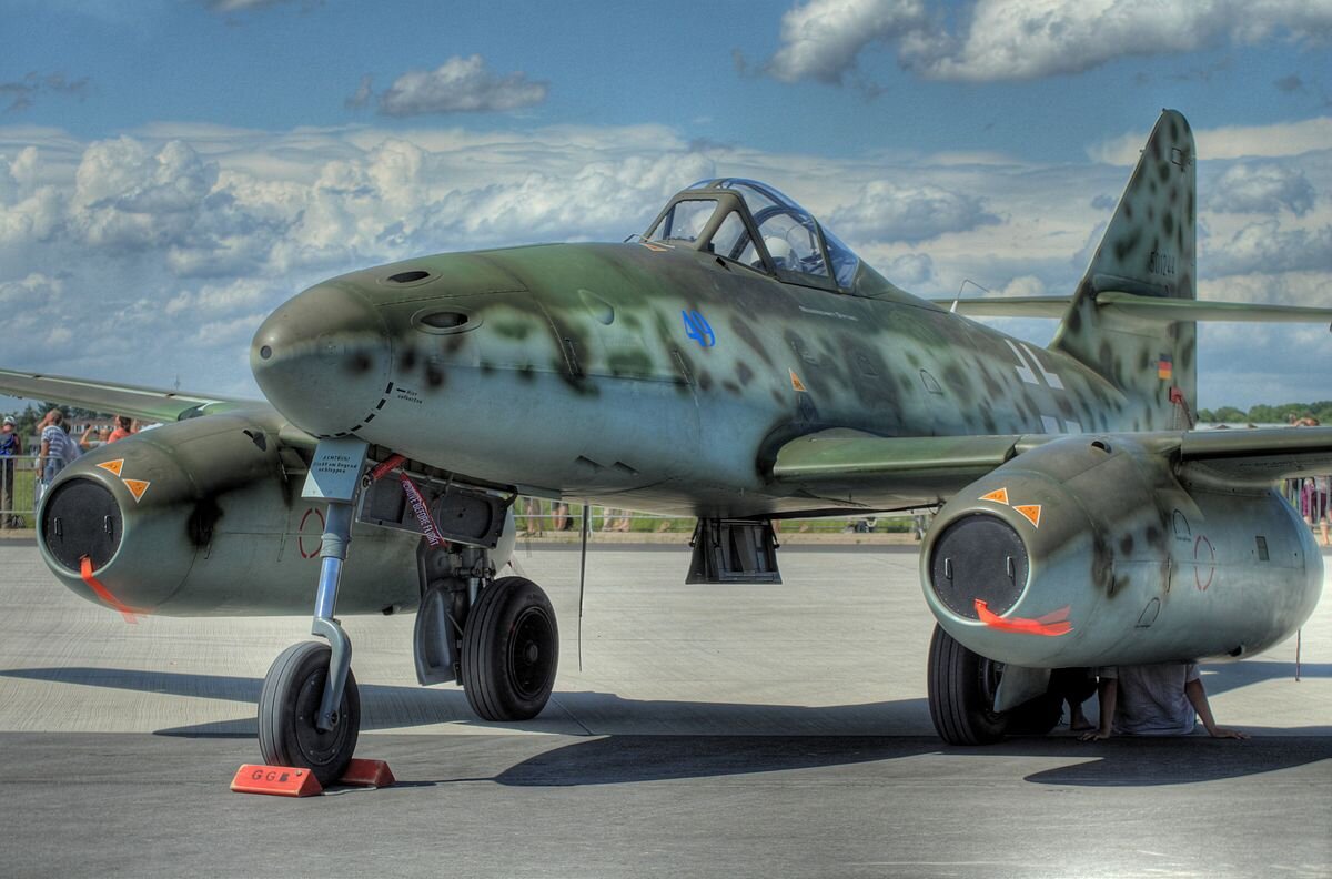Me-262 Листайте архивные в конце