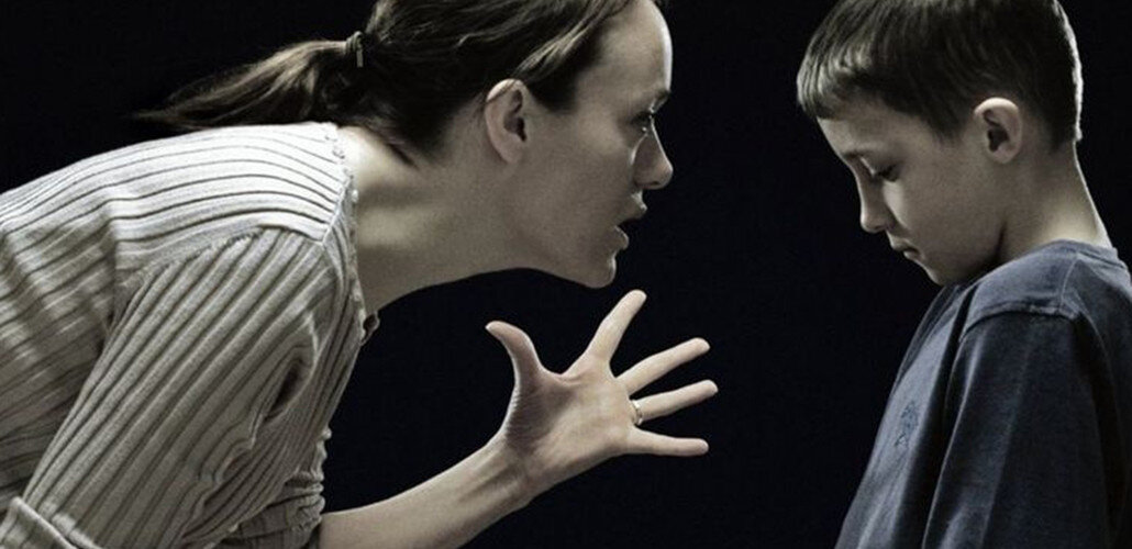 Школьные задания в том объеме, в котором их задают, накаляют ситуацию в семьях