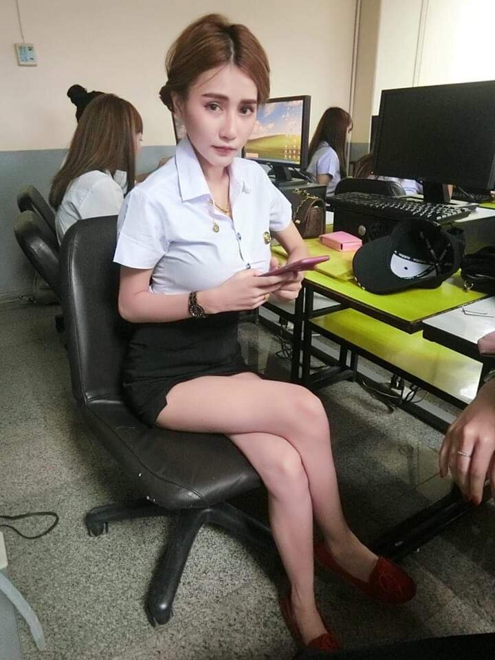 Сотрудница ЖЭКа города Паттайя, что в провинции Чон бури, Сиам