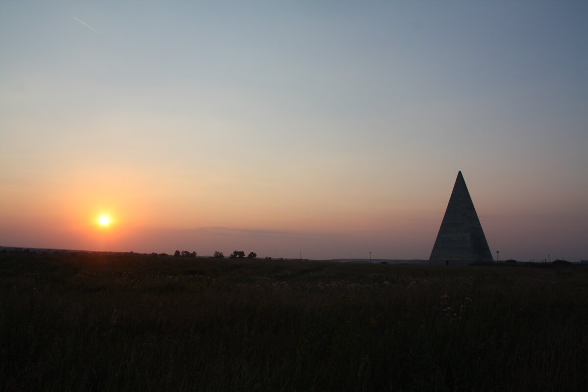 Пирамида Голода, 2015 г. Фото автора статьи