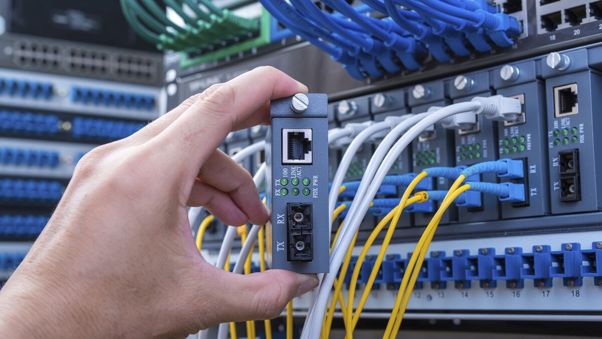 Автообзвон клиентов с внедрением IVR-системы для опросов и анкетирования