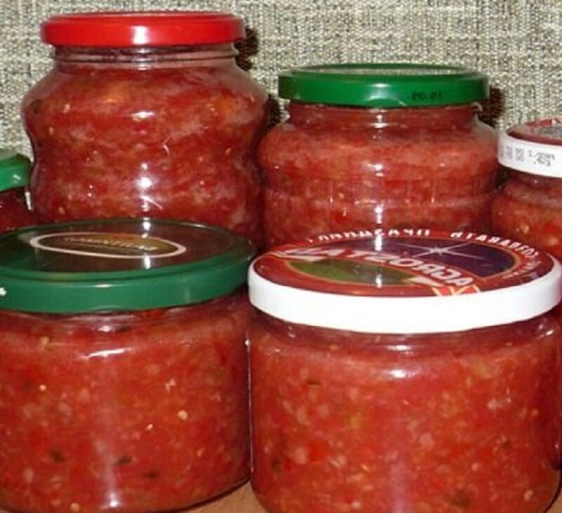 Замечательная аджика по необычному рецепту из Абхазии 