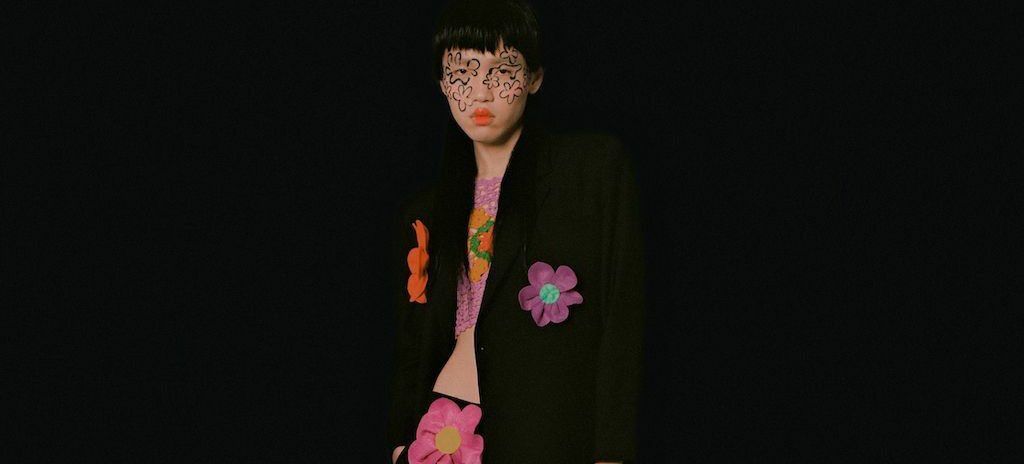 SICKY mag. 
PHOTOGRAPHY AMY LIDGETT STYLING SAMUEL GALLAGHER
MODELS QI FROM SUPA MODEL MANAGEMENT, JACOB FROM IMG MODELS
HAIR JASON GOH
MAKE-UP YOI WAN
STYLING ASSISTANT GABRIEL COOPER