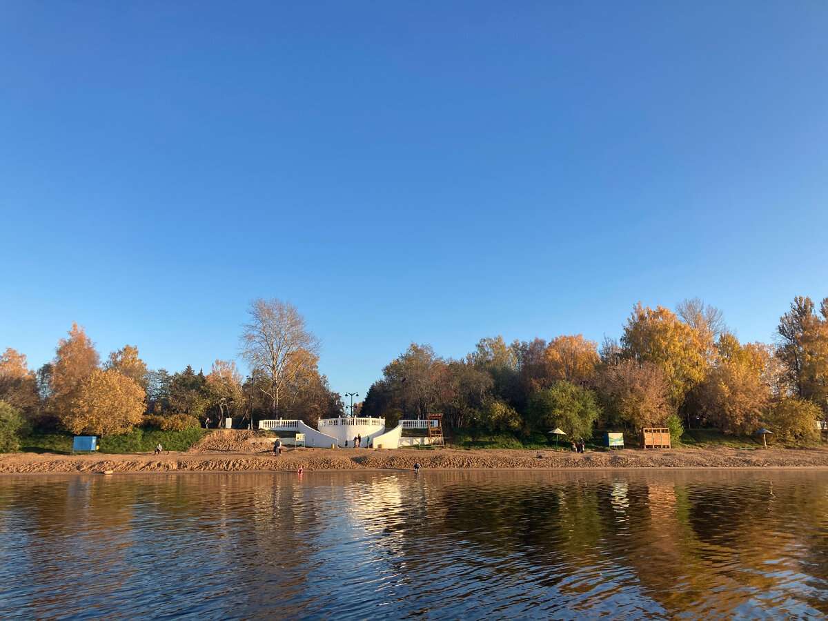 Правый берег р. Волга,Комсомольская набережная