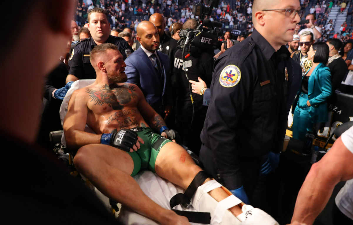 Последнее появление в октагоне завершилось для Конора Макгрегора тяжелой травмой. Фото: globallookpress