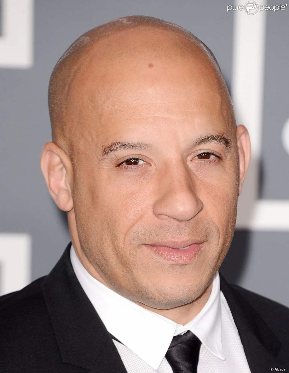 Вин. Вин дизель с челкой. Марк Синклер. Вин дизель фильмография. VIN Diesel Twin brother.