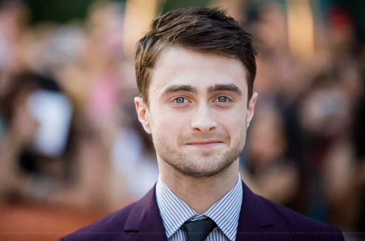 Неоновая надпись велком. Nothing but thieves dead club city. Nothing but thieves. Welcome dcc nothing. Nothing but thieves - dead club city 2023.