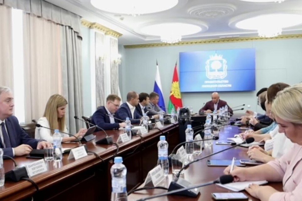     Фото из телеграм-канала администрации Липецкой области  принтскрин видео.