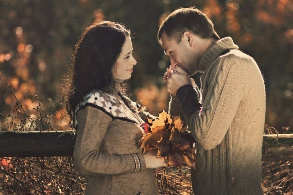 нежная и верная. нежные объятия влюбленных. нежность к любимому. красивыми становятся любя любовь способна. в нежных объятьях.