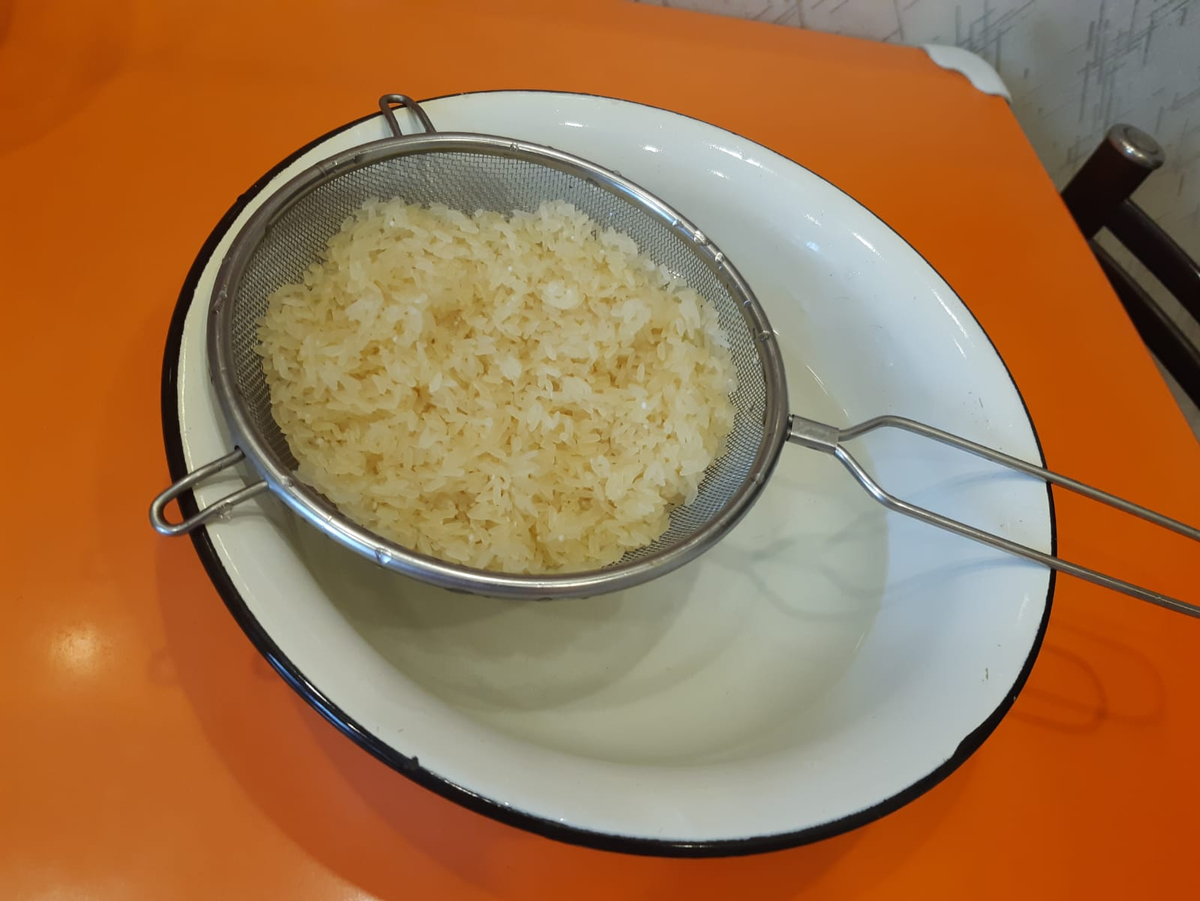 Как приготовить рассыпчатый рис на гарнир в кастрюле: простой рецепт