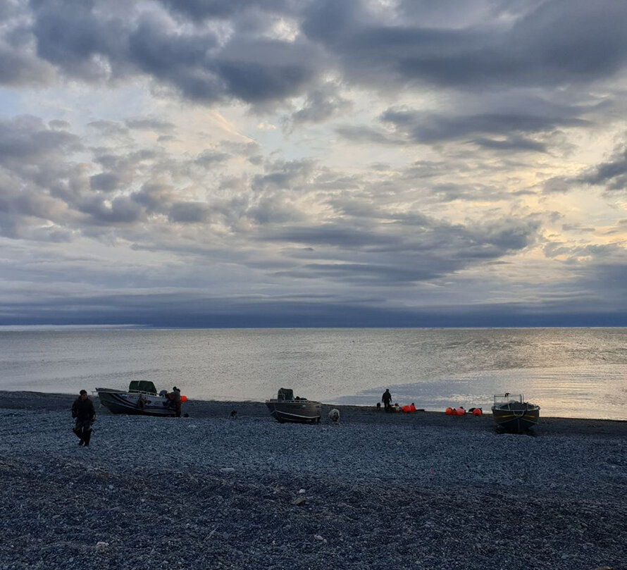    Охотники выходят в море   
Фото предоставил Алексей Бычков, коренной житель Чукотки