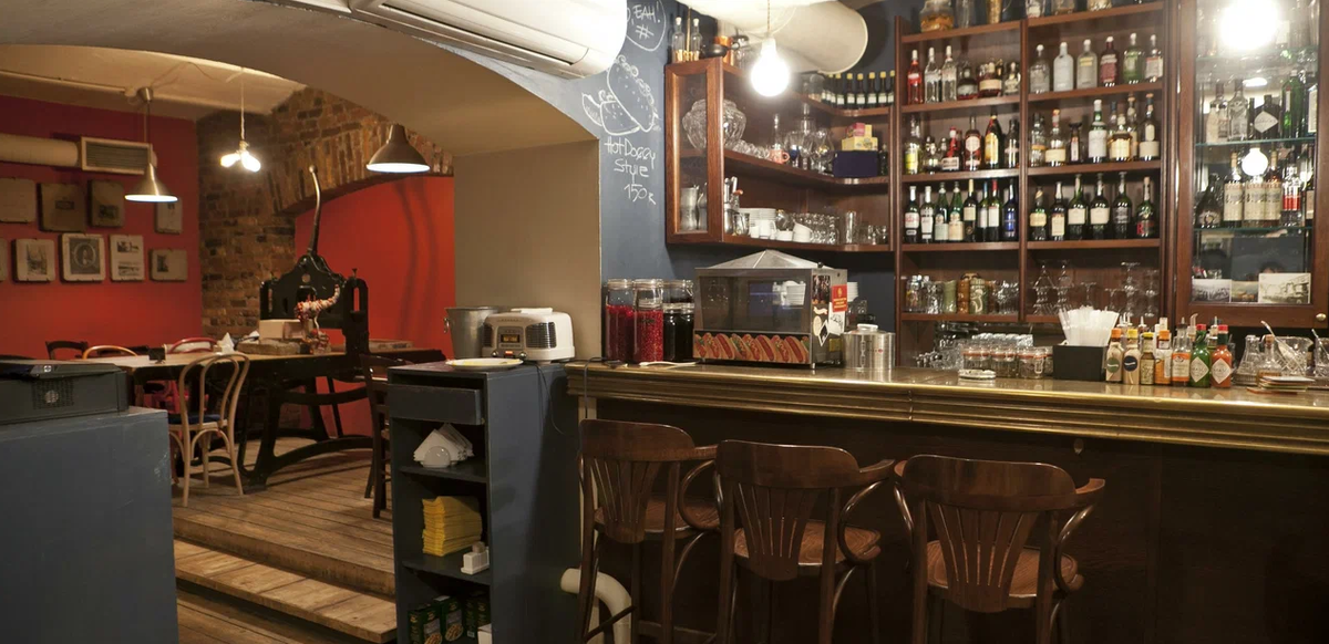 Delicatessen ресторан в москве. Деликатессен бар. Delicatessen moscow. Delicatessen фото. Деликатессен ресторан.