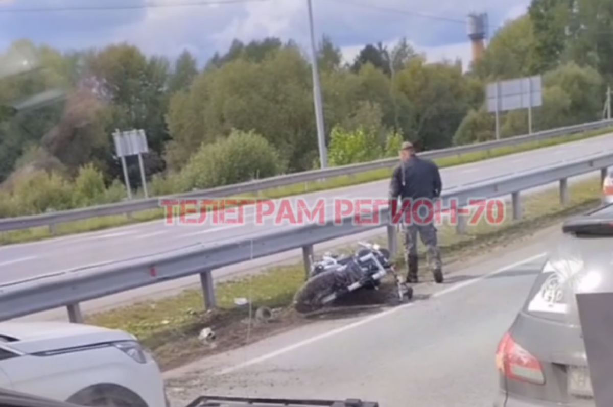    "Будем надеяться, что не перелом": ДТП с мотоциклом произошло в Томске