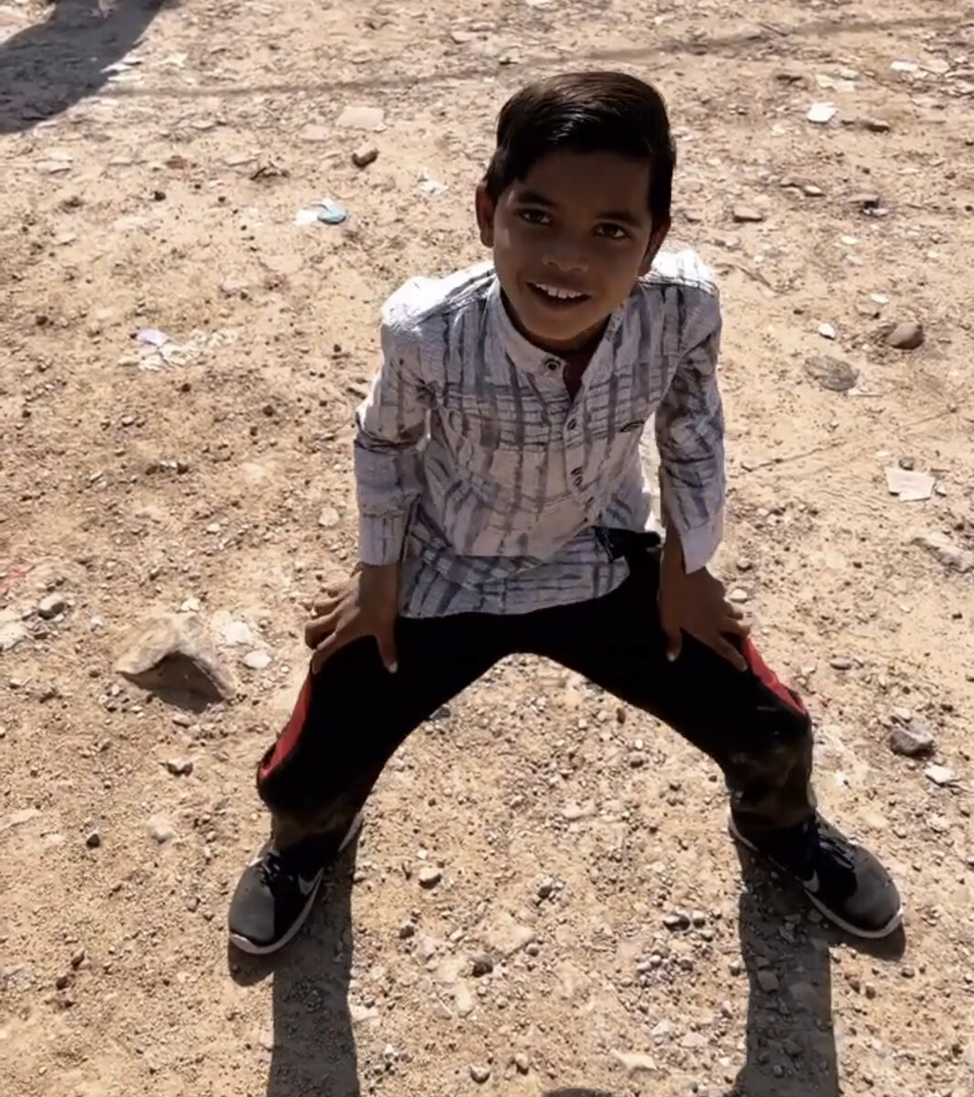 Агра. Мальчик-попрошайка