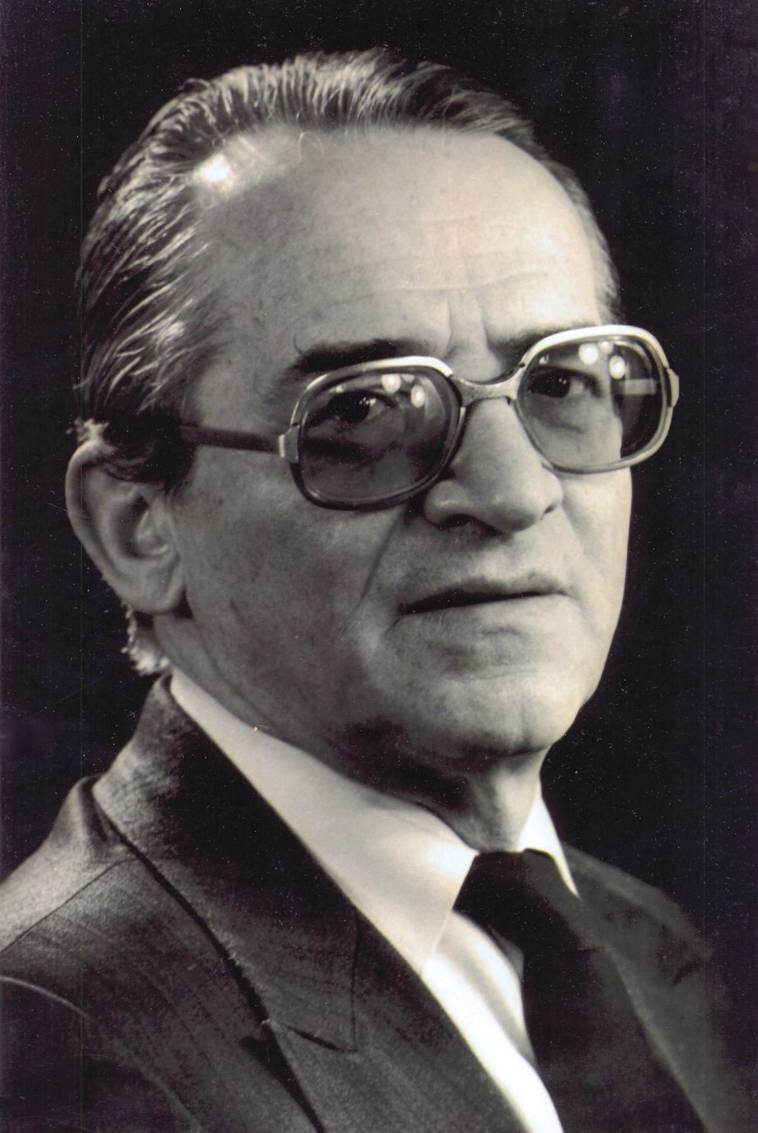 Лев Павлович Матвеев