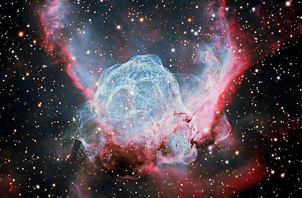 Туманность в космосе