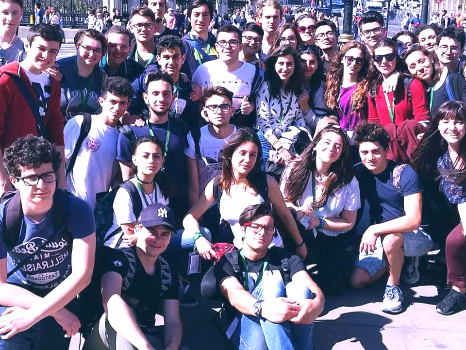 Британская группа Марка