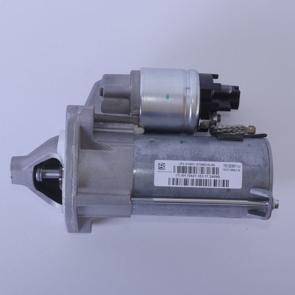 Стартер ваз 2190 гранта. Стартер на ладе гранте. Стартер на ладе гранте. Стартер 21901-3708010-00 valeo мкпп ваз. Стартер приора 2.