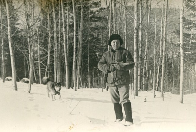 Мой дед на охоте