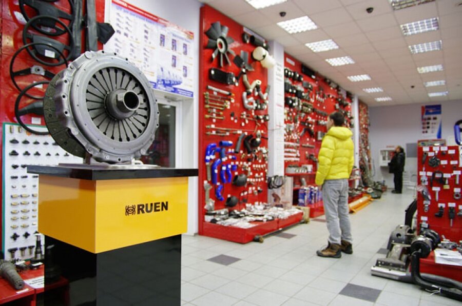 АвтоМоторс дилер и партнер более 200 заводов-смежников КАМАЗ, ЯМЗ, МАЗ