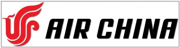 Но наш тур смог таки набрать достаточно много народу, в то время, как классические туры и вовсе не набирают людей. Странно все же.Сборы были быстрыми и вот мы уже на борту самолета боинга, летим компанией Air China. Многие называют его ласково «чайник». Тут все по-другому уже с самых первых шагов. Даже надпись «не курить» вызывает чувство прекрасного, ведь она написана иероглифами и для нас кажется неким неведомым письменном. Покушали, поспали, поспали, покушали и вот мы уже там. В поднебесной. В аэропорту нас встречает китаяночка. Путешествие началось. «Может к концу поездки я научусь различать их»,  – говорит Антон, – «а сейчас они все одинаковы».