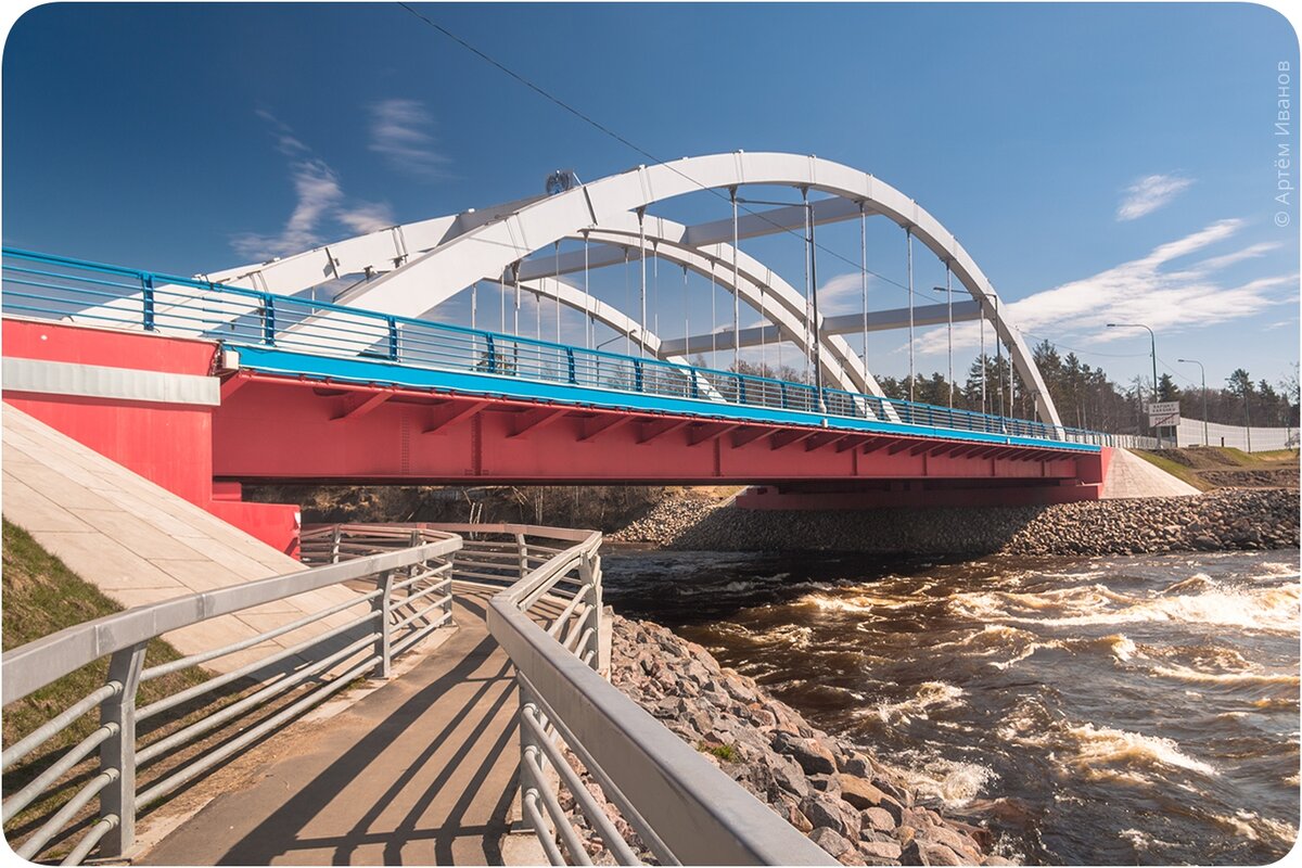 Он же, только ближе