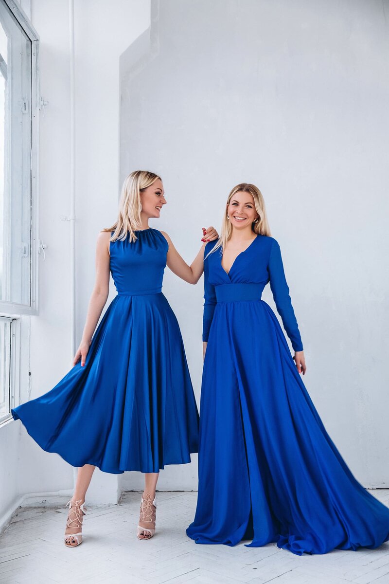 Синее вечернее платье для 8-го марта, фото: https://www.sv-valens.ru/catalog/vechernie-platya/?color=sinie