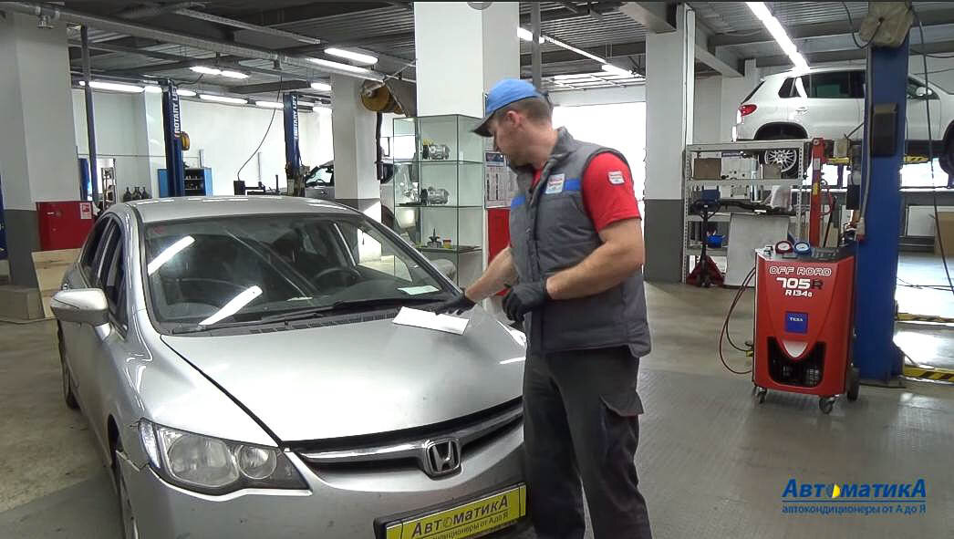 Проблему этой модели мы знаем хорошо и наглядно раскроем причину бед с кондиционером 