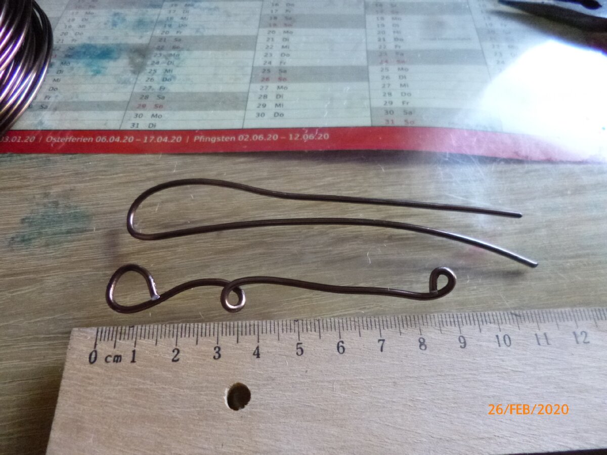 Это "руки", по длине они равны телу