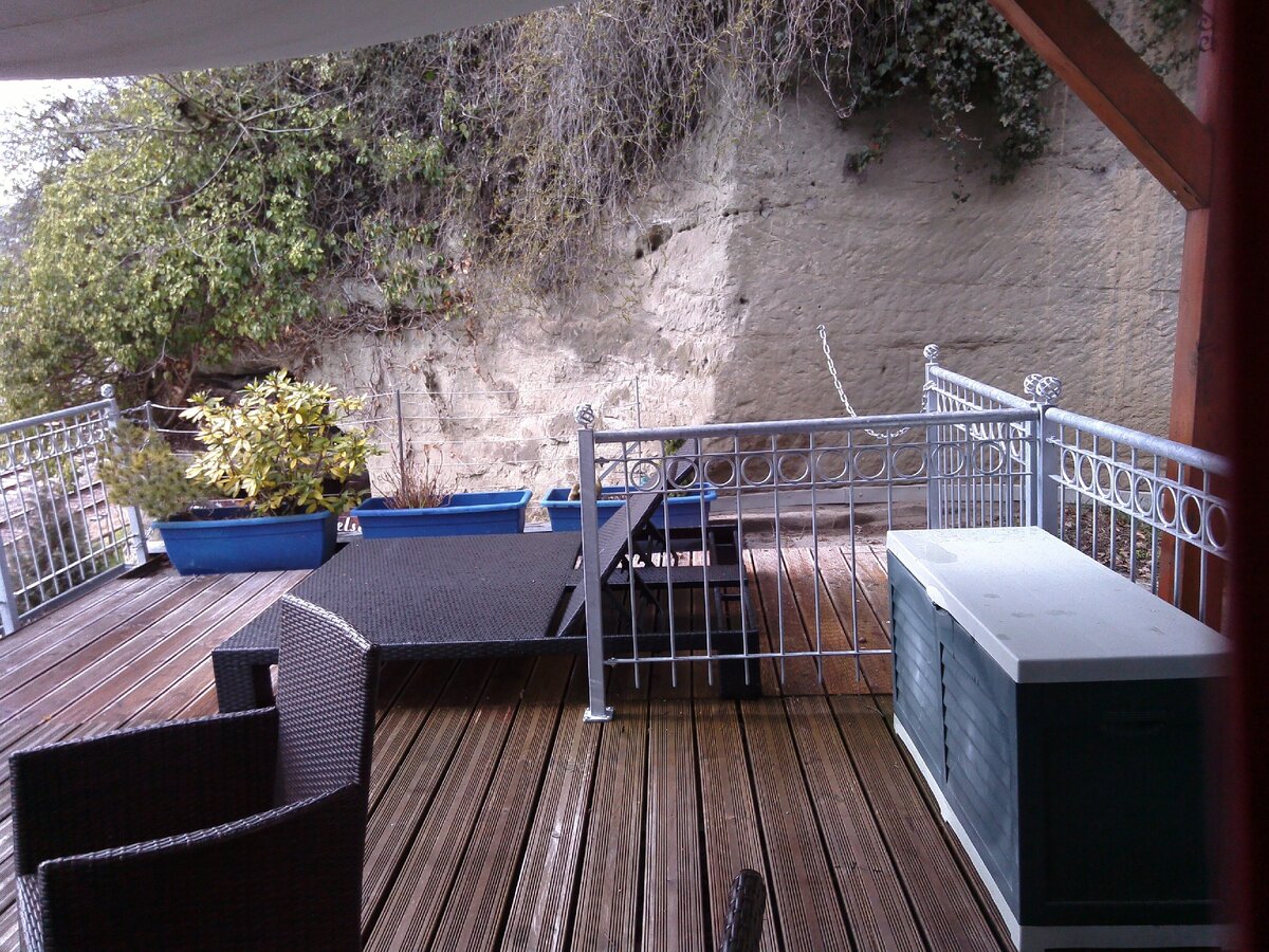 Майнау. Терраса в нашем маленьком и уютном отеле.