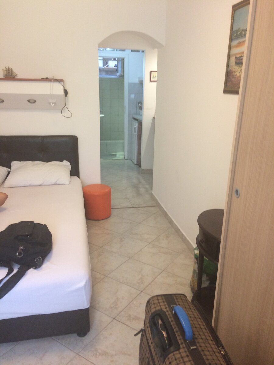 Вид со входа в номер