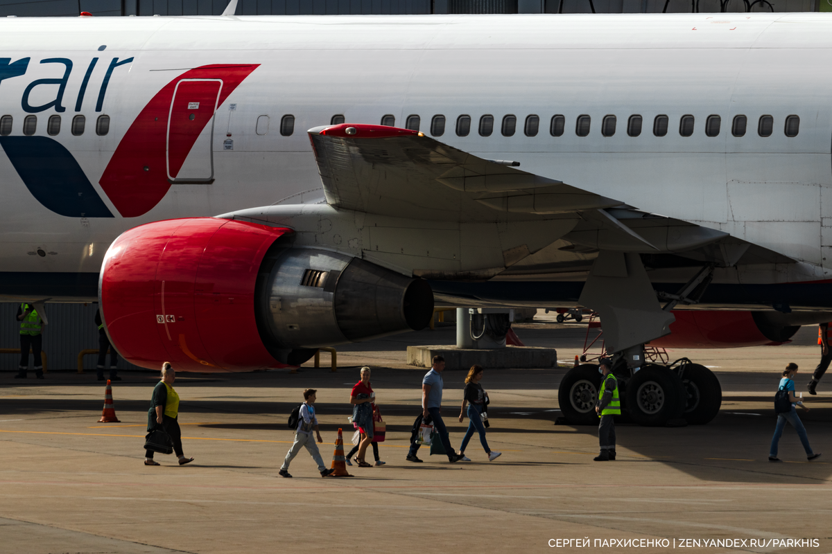 Самолеты азур аир расположение места - фото