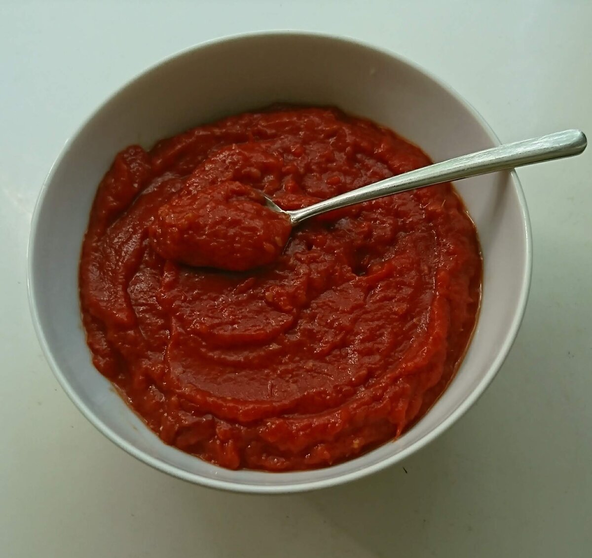 Как сделать томатный соус из томатной пасты. Томат паста. Паста из томатной пасты. Томатная пульпа. Домашняя паста с томатами.