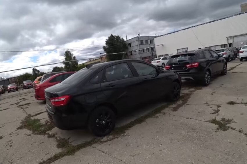 Лада Веста комплектации Black