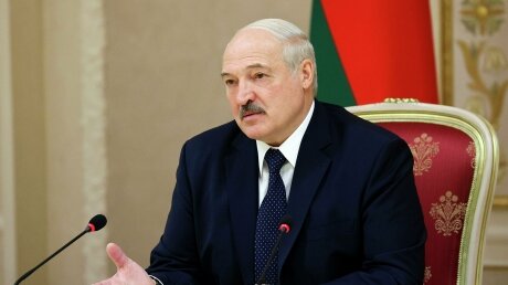 Лукашенко дал ответ на информацию о поставках боевых грузов в Азербайджан