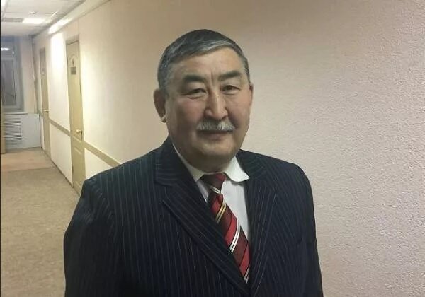 Экс-глава Нюрбинского района Борис Попов