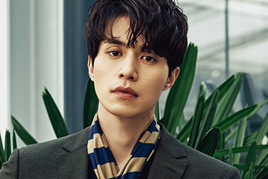 Ли дон ук новое. Lee dong Wook. Ли Дон УК (Lee dong Wook). (25)Ли Дон-УК Lee dong-Wook. Корейский актер ли Дон УК.