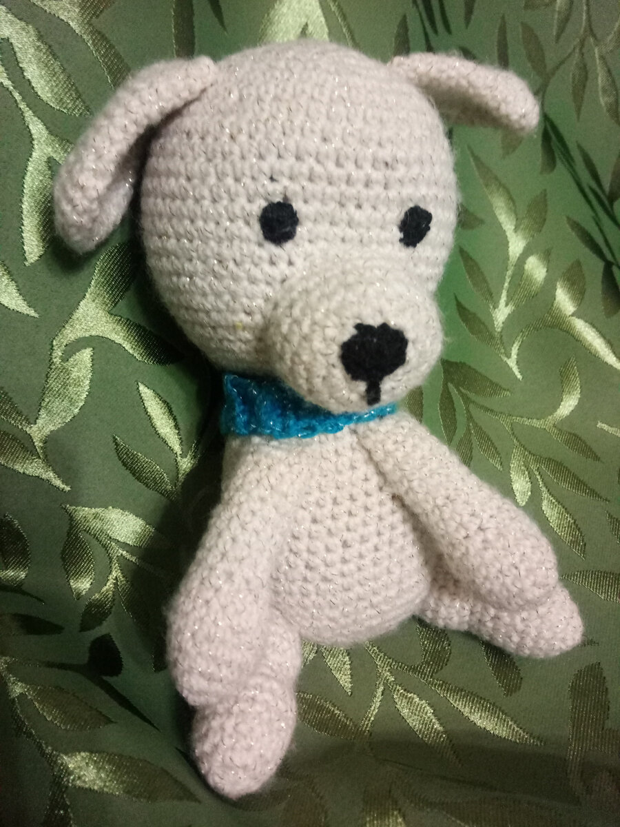 Одна из первых моих игрушек: лабрадорчик для старшенькой дочери