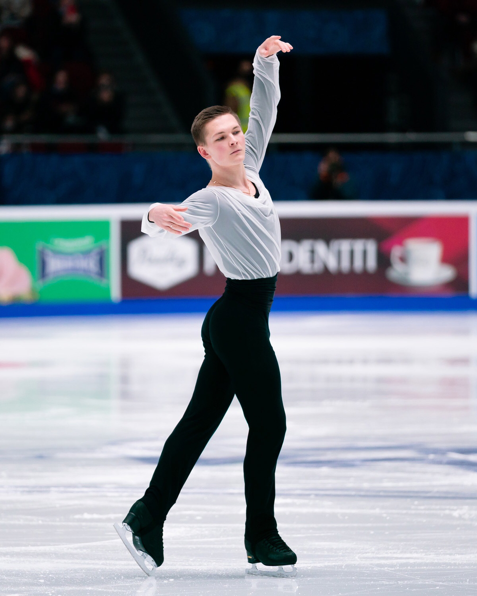 В этой статье за смотрибельность мужского одиночного отвечает Михаил Коляда. Фото Д.Гладков. Из открытых источников.