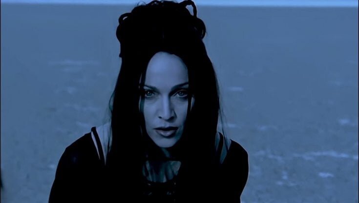 Мадонна Frozen,1998 